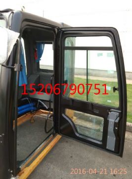 點(diǎn)擊查看詳細(xì)信息<br>標(biāo)題：三一SY215-9/SY-9型挖掘機(jī)駕駛室總成 帶內(nèi)飾線(xiàn)束 閱讀次數(shù)：3359